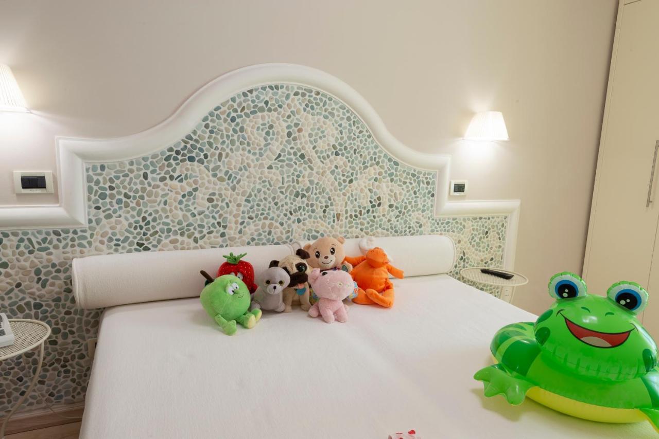 Hotel Dino San Benedetto del Tronto Bagian luar foto
